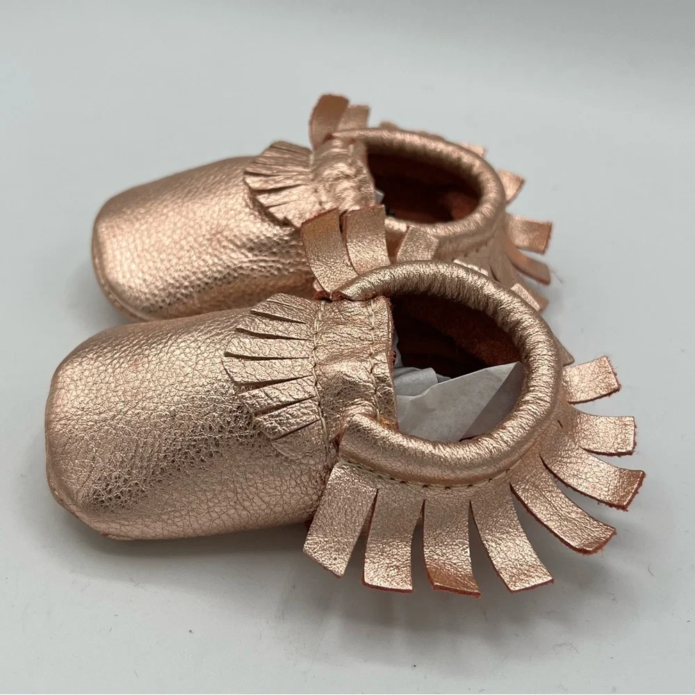 Freshly Picked Baby Moccasins Rose Gold Metallic Fringe Leather Toddler Sz 3 EUC